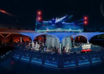 С мая 2025 года в парижском Диснейленде открыта сезонная терраса Lounge Lightspeed для фанатов Звездных войн.