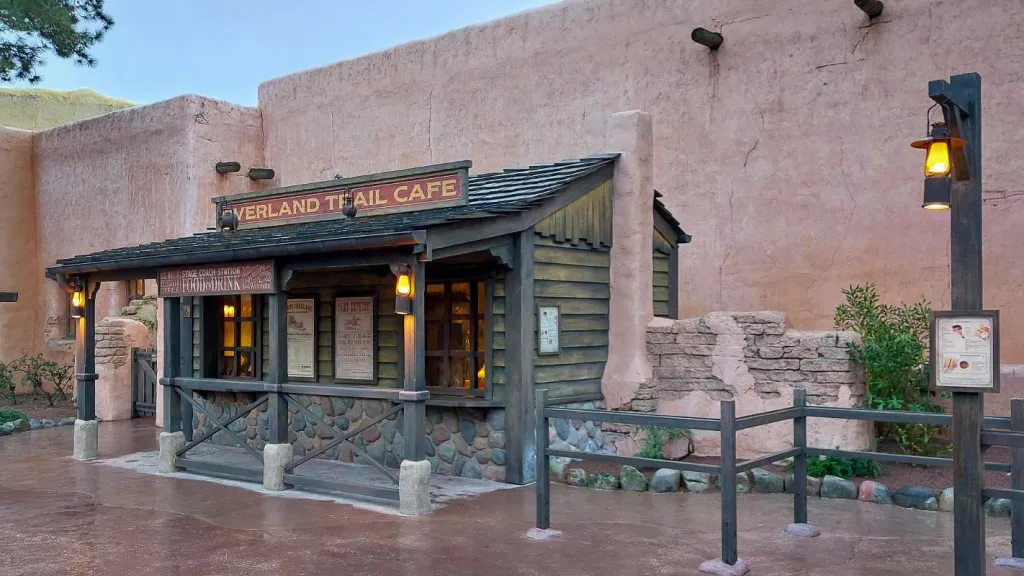 Диснейленд Париж Внешний вид Overland Trail Cafe Диснейленд Париж Внешний вид Overland Trail Cafe