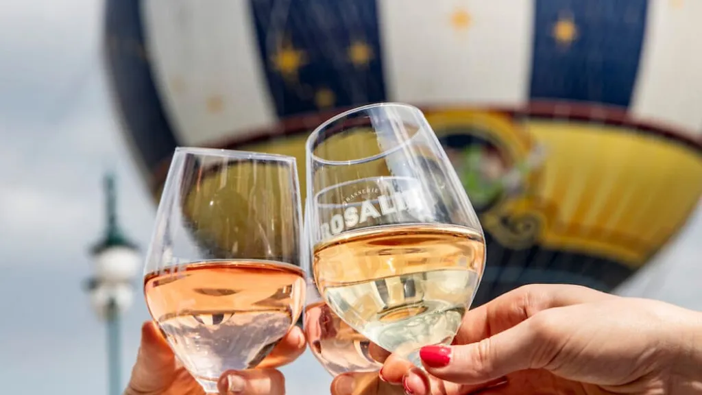 Диснейленд Париж VIP бронирование в Brasserie Rosalie Диснейленд Париж VIP бронирование в Brasserie Rosalie
