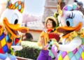 Диснейленд Париж Аккордеонист Дональда и Дейзи Дак • Шоу Donald and Daisy's Accordionist• Диснейленд Париж Donald and Daisy